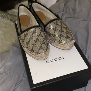 Gucci flats